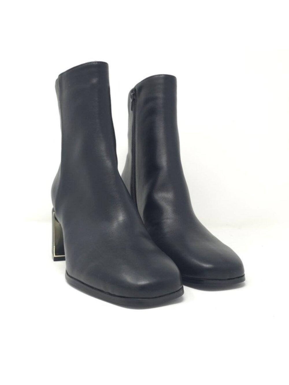 BCBGeneration Black Leather Block Heel Ankle Boots 8M - Picture 2 of 12